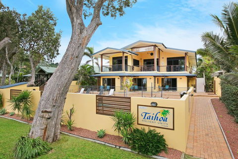 Taihoa Holiday Units Adults Only - Accommodation in Brisbane 0