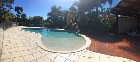 TAKURA HEIGHTS Modern Country Apartment With Pool Access - Accommodation in Brisbane 1