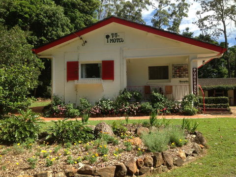 Tall Trees Motel Mountain Retreat - Accommodation in Brisbane 3