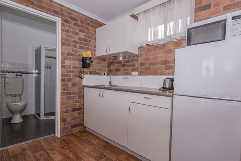 Tally Ho Motor Inn - Accommodation in Brisbane 2