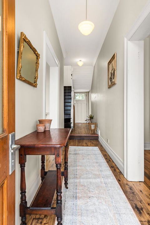 TARALGA TERRACES - Accommodation in Brisbane 3