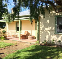 Tarndwarncoort - Farmer's Cottage - Accommodation in Brisbane