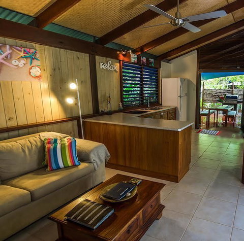 The Beach Shack - Koda Beach Bungalow 1 - Accommodation in Brisbane 3