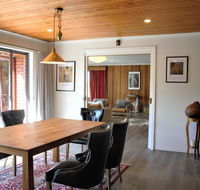 The Hobart Entrance - Accommodation in Brisbane