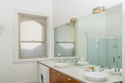 Roxburgh House Apartments - Accommodation in Brisbane 3
