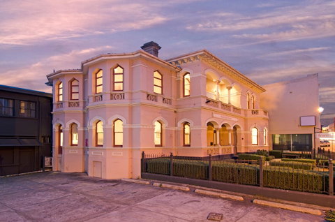 Roxburgh House Apartments - Accommodation in Brisbane 10