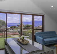 South Arm Luxury Loft - Accommodation in Brisbane