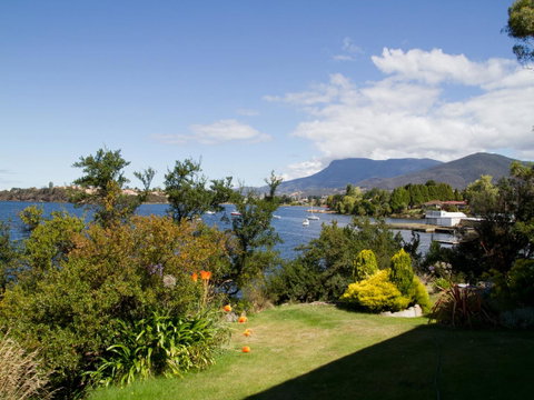 Derwent Retreat - Accommodation in Brisbane 22
