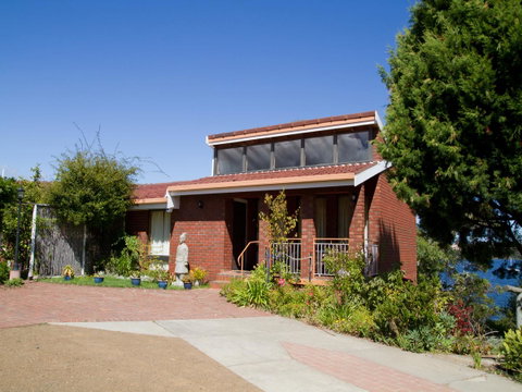 Derwent Retreat - Accommodation in Brisbane 0