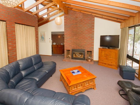 Derwent Retreat - Accommodation in Brisbane 9