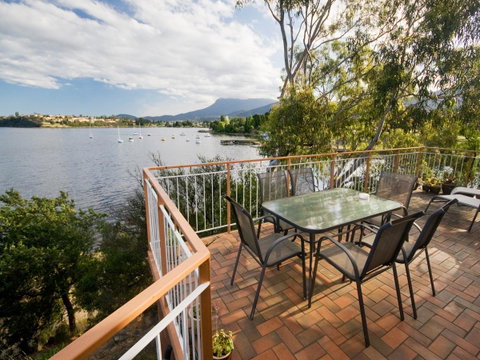 Derwent Retreat - Accommodation in Brisbane 18