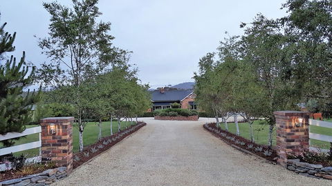 Hazelcreek Cottages - Accommodation in Brisbane 6