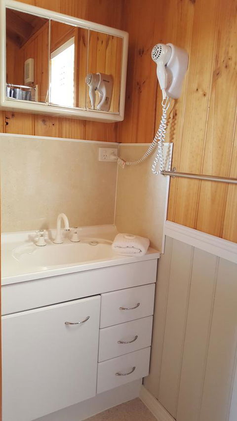 Hazelcreek Cottages - Accommodation in Brisbane 37