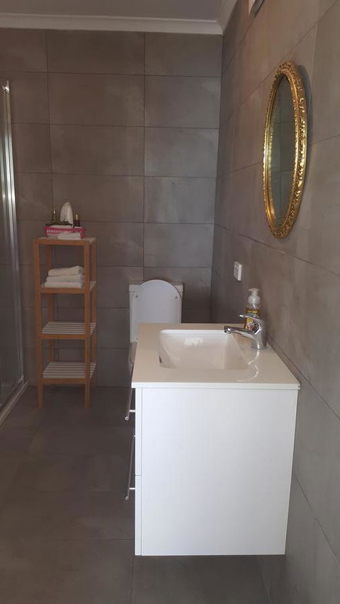 AppleBay Guest House - Accommodation in Brisbane 9