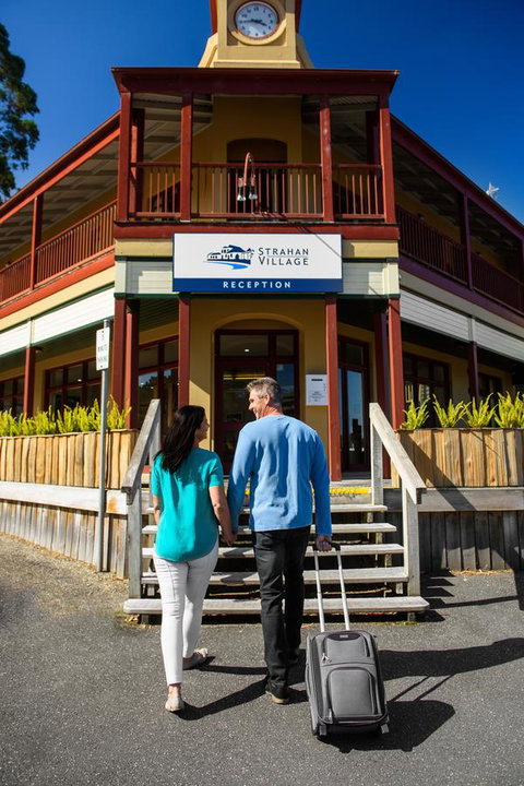 Strahan Village - Accommodation in Brisbane 2