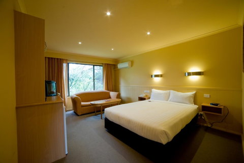 Strahan Village - Accommodation in Brisbane 40