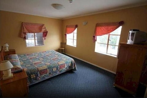 Beltana Hotel - Accommodation in Brisbane 3