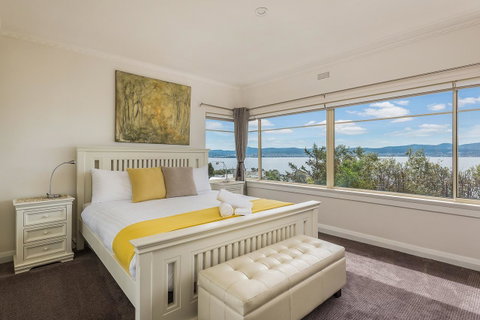 Sunrise On The Bay - Accommodation in Brisbane 5