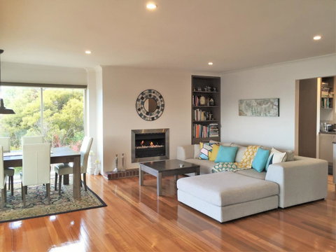 Sunrise On The Bay - Accommodation in Brisbane 9
