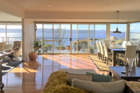 Sunrise On The Bay - Accommodation in Brisbane 10