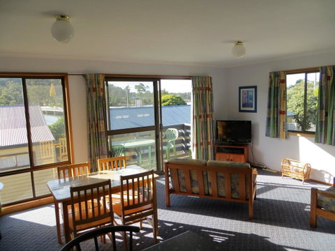Orford Prosser Holiday Units - Accommodation in Brisbane 13