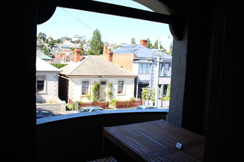 The Tasmanian Inn - Accommodation in Brisbane 26