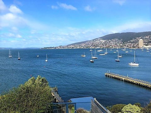 My Hobart Stay - Holiday Rentals - Accommodation in Brisbane 0