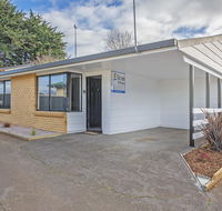 Elkie Villa - 2 Bedroom Unit - Burnie - Accommodation in Brisbane