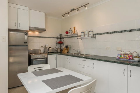 Moonrise View Apartment - Accommodation in Brisbane 5