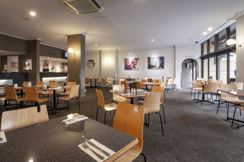 Black Buffalo - Accommodation in Brisbane 19