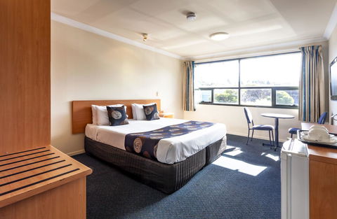 Black Buffalo - Accommodation in Brisbane 0