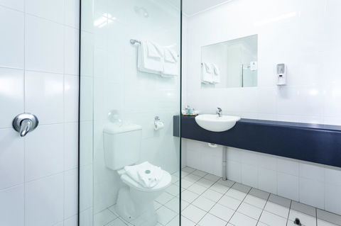 Black Buffalo - Accommodation in Brisbane 12