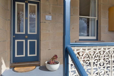 WEST NEST | Classic 3BR Hobart Terrace BEST Location, View, Close To City - Accommodation in Brisbane 26