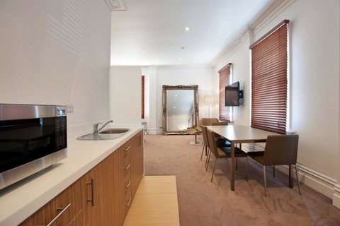 Ikon Hotel - Accommodation in Brisbane 24
