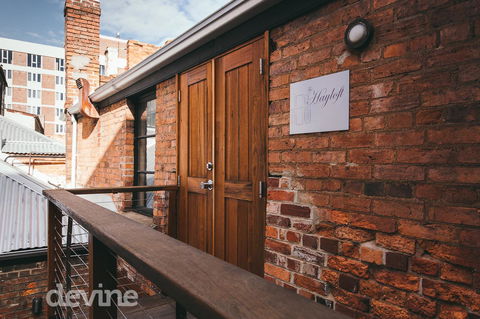 Devine Stays - Hayloft On ELizabeth - Accommodation in Brisbane 10