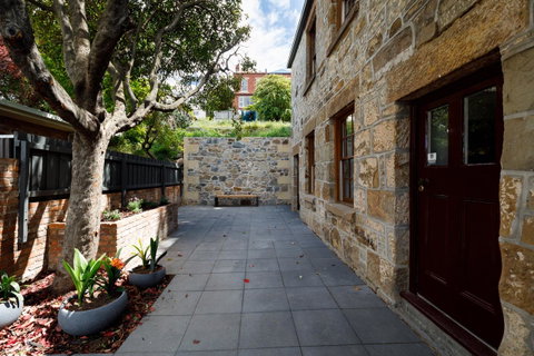 Blue Magnolia - Accommodation in Brisbane 3