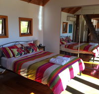The Tree House - Accommodation in Brisbane