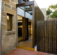 Stone Flower - Accommodation in Brisbane