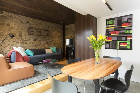 Stone Flower - Accommodation in Brisbane 6