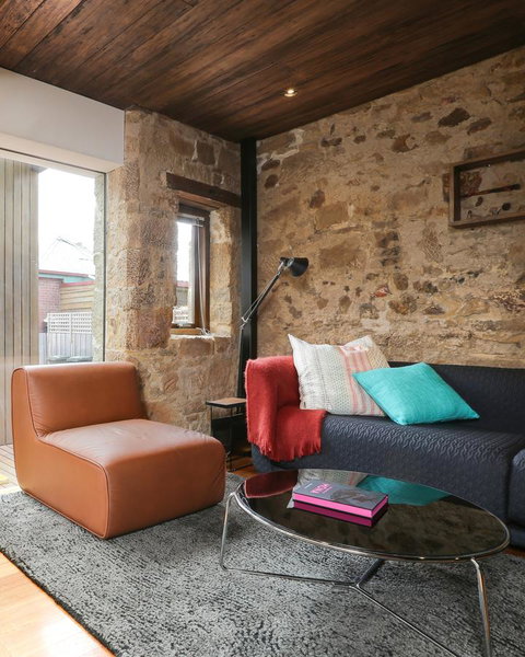 Stone Flower - Accommodation in Brisbane 5