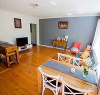 Flora Hill Creek Views - Accommodation in Brisbane