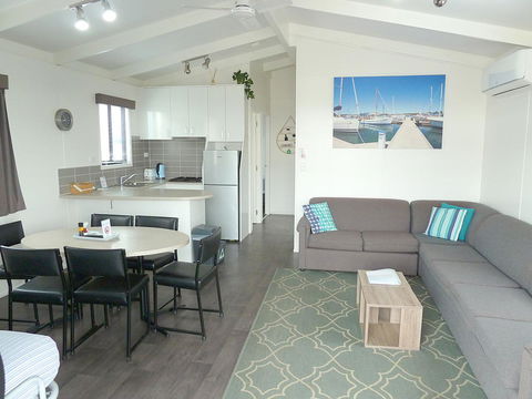 Apollo Bay Waterfront Motor Inn - Accommodation in Brisbane 17