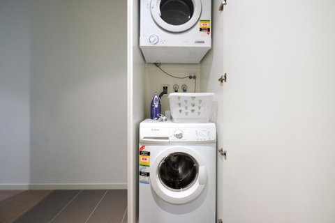 Mono Apartments On Franklin Street - Accommodation in Brisbane 22