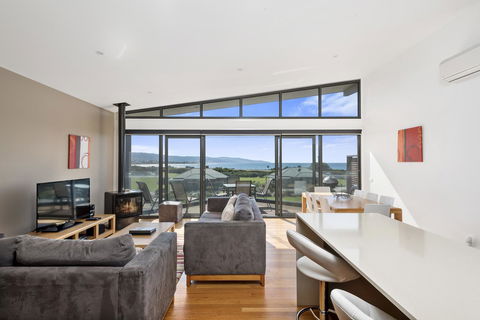 Apollo Bay Cottages - Accommodation in Brisbane 13