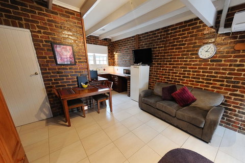 Greenvale Holiday Units - Accommodation in Brisbane 7