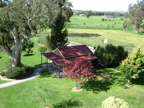 Greenvale Holiday Units - Accommodation in Brisbane 11
