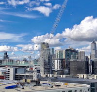 Pride Docklands Waterfront Apartment City View - Accommodation in Brisbane