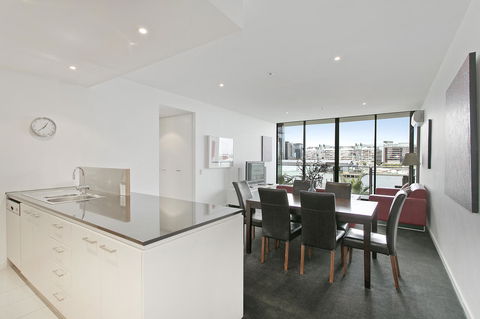 Docklands Private Collection - NEWQUAY - Accommodation in Brisbane 29