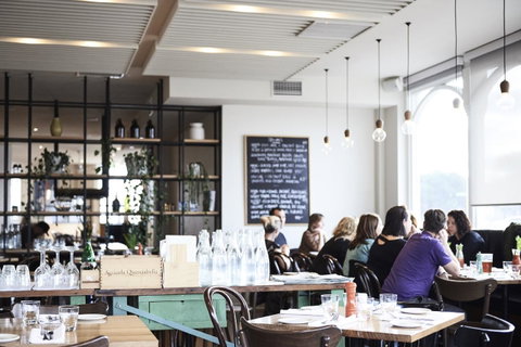 Plough Hotel - Accommodation in Brisbane 16