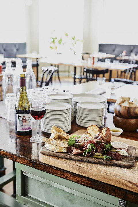 Plough Hotel - Accommodation in Brisbane 23